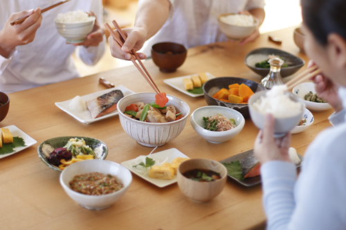 食卓のイメージ画像